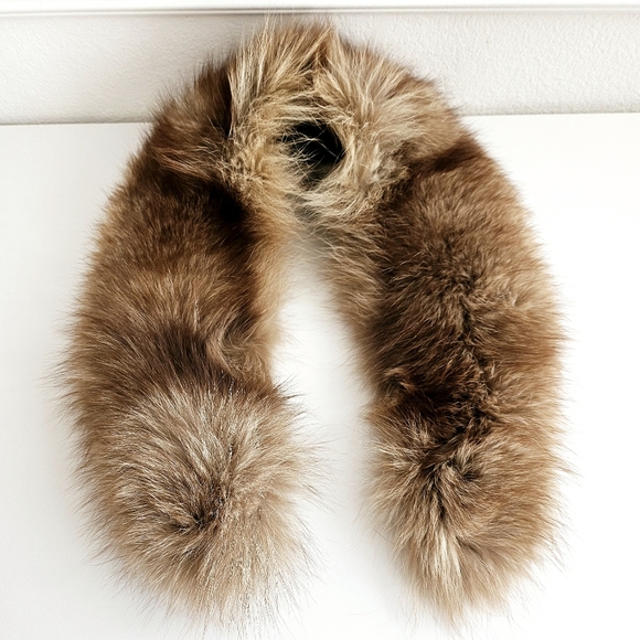 Genuine Fox Fur Tippet/Scarf - Picture 2 of 3